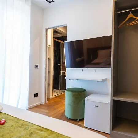 B&z Luxury לינה וארוחת בוקר 4*