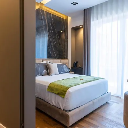 B&z Luxury לינה וארוחת בוקר 4*