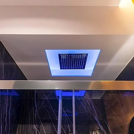 B&z Luxury 4* Bari